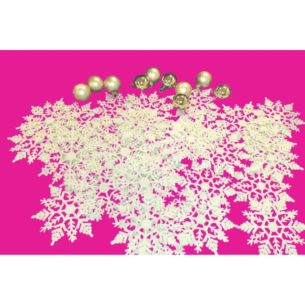 43 White Glitter Snowflake Christmas Table Decor Gold Ornaments Set